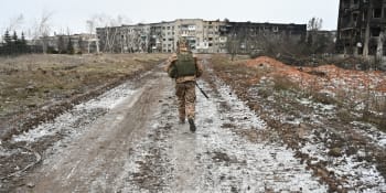 Ukrajinci přiznali ztrátu Soledaru. Úkol jsme splnili a okupanty vyčerpali, zní z armády