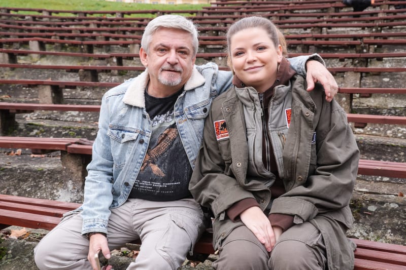 Michal Suchánek se v seriálu ZOO setká se svou skutečnou dcerou Berenikou.