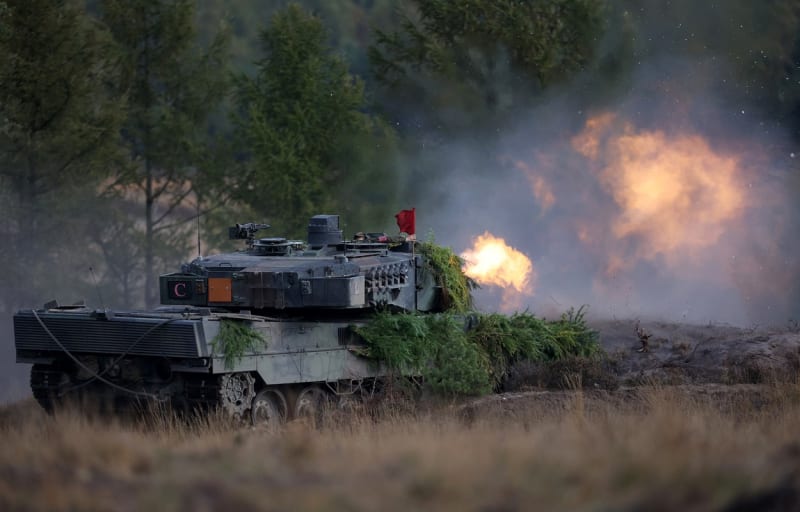Německý tank Leopard 2 si Ukrajinci již brzy vyzkouší.