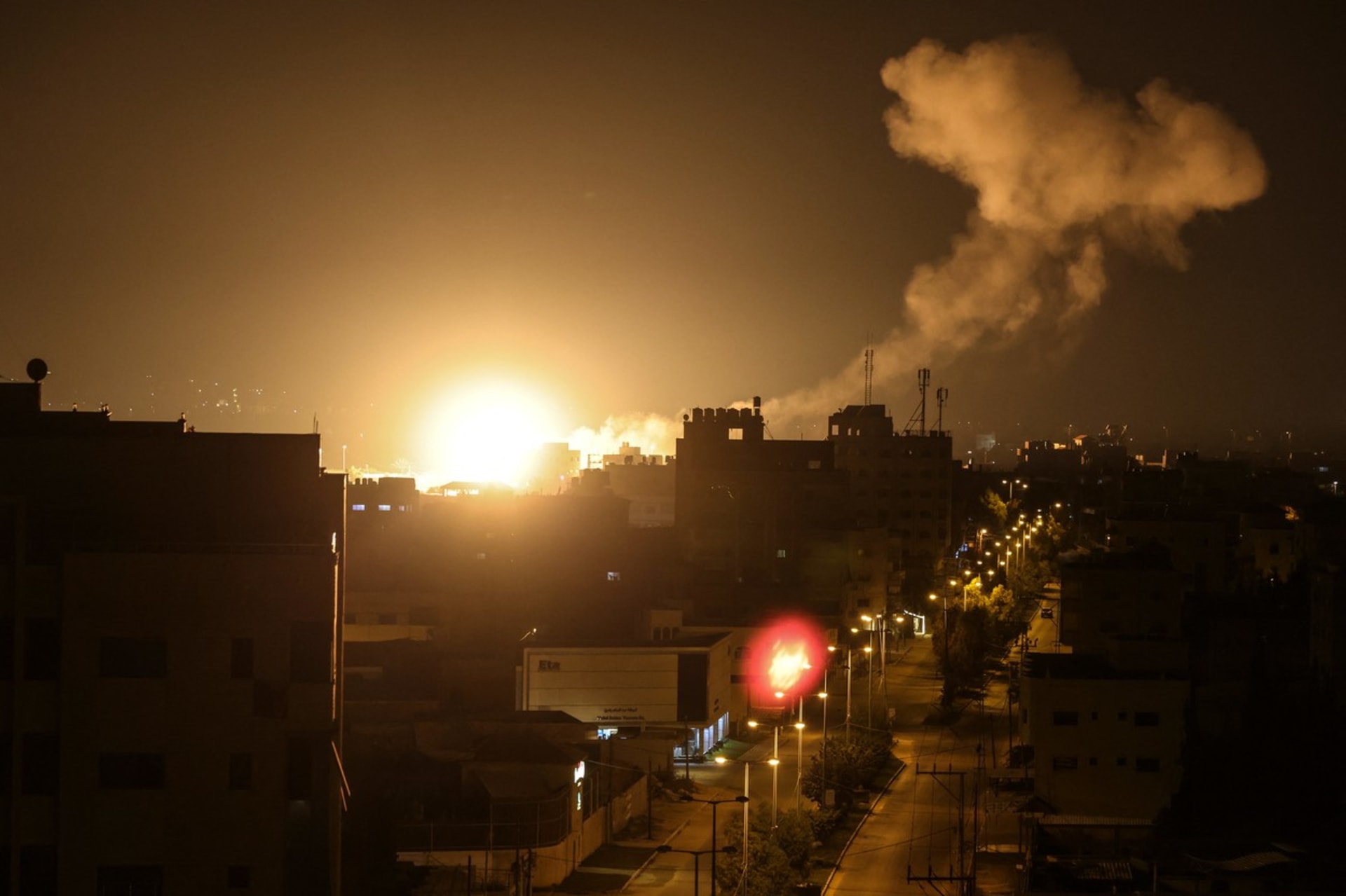 Pásmo Gazy: Palestinci vypálili rakety, Izrael odpověděl leteckým útokem