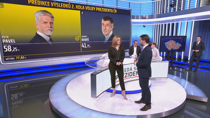 Sociolog Martin Buchtík při speciálním vysílání CNN Prima NEWS k českým prezidentským volbám