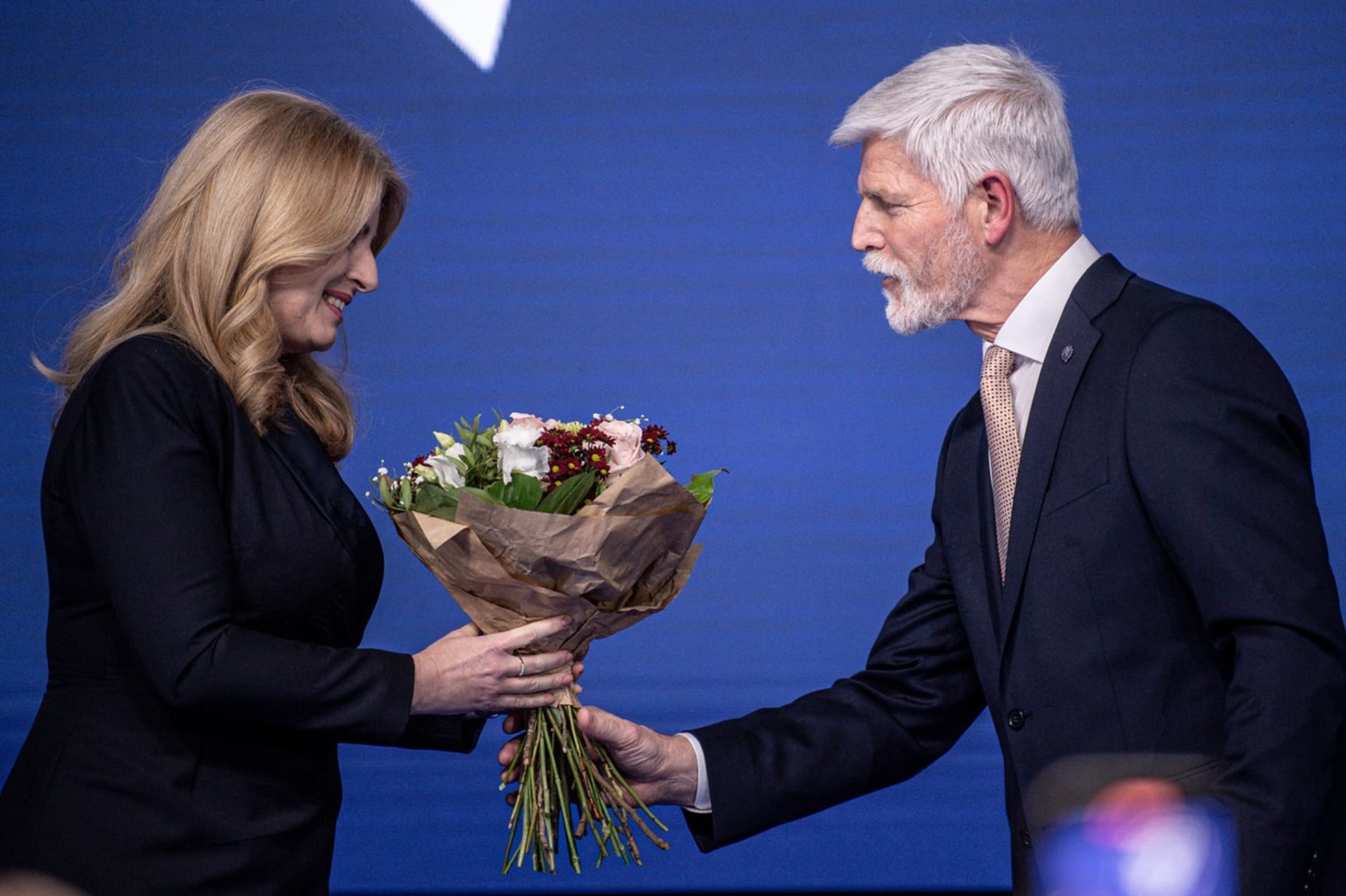 Za Petrem Pavlem do volebního štábu dorazila také slovenská prezidentka Zuzana Čaputová. (28. ledna 2023)