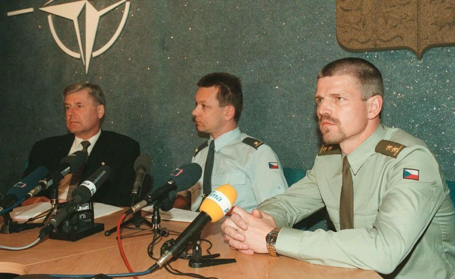 Z archivu: Petr Pavel věnoval celý svůj život vojenské kariéře. Na snímku je coby podplukovník na začátku svého působení v Nizozemsku na velitelství NATO.