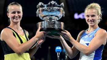Zlatá česká radost: Tenistky Krejčíková a Siniaková obhájily titul na Australian Open