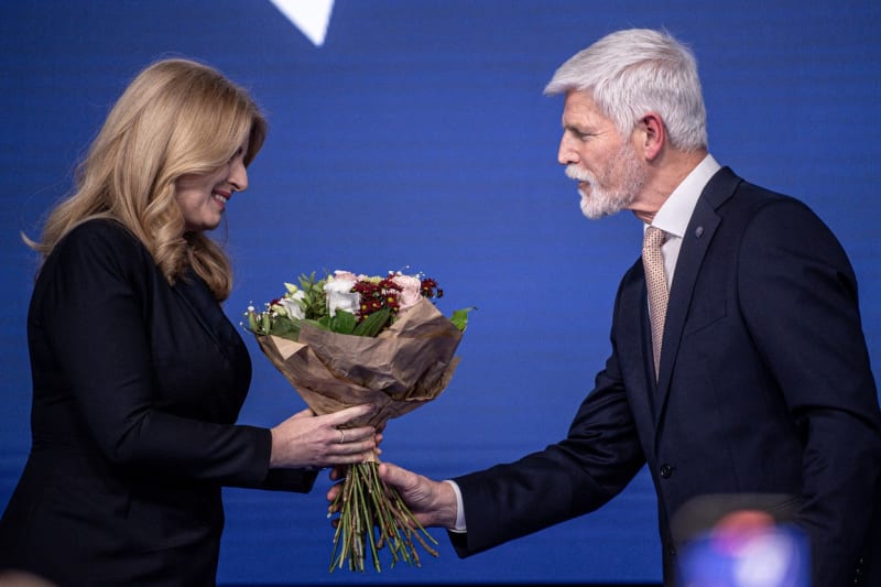 Pogratulovat k vítězství přijela do volebního štábu Petra Pavla také slovenská prezidentka Zuzana Čaputová.