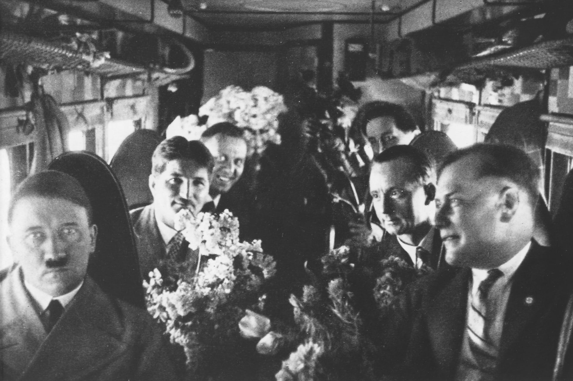 Autobusem do Pruska. V supervolevním roce 1932 proběhly v Německu hned patery volby