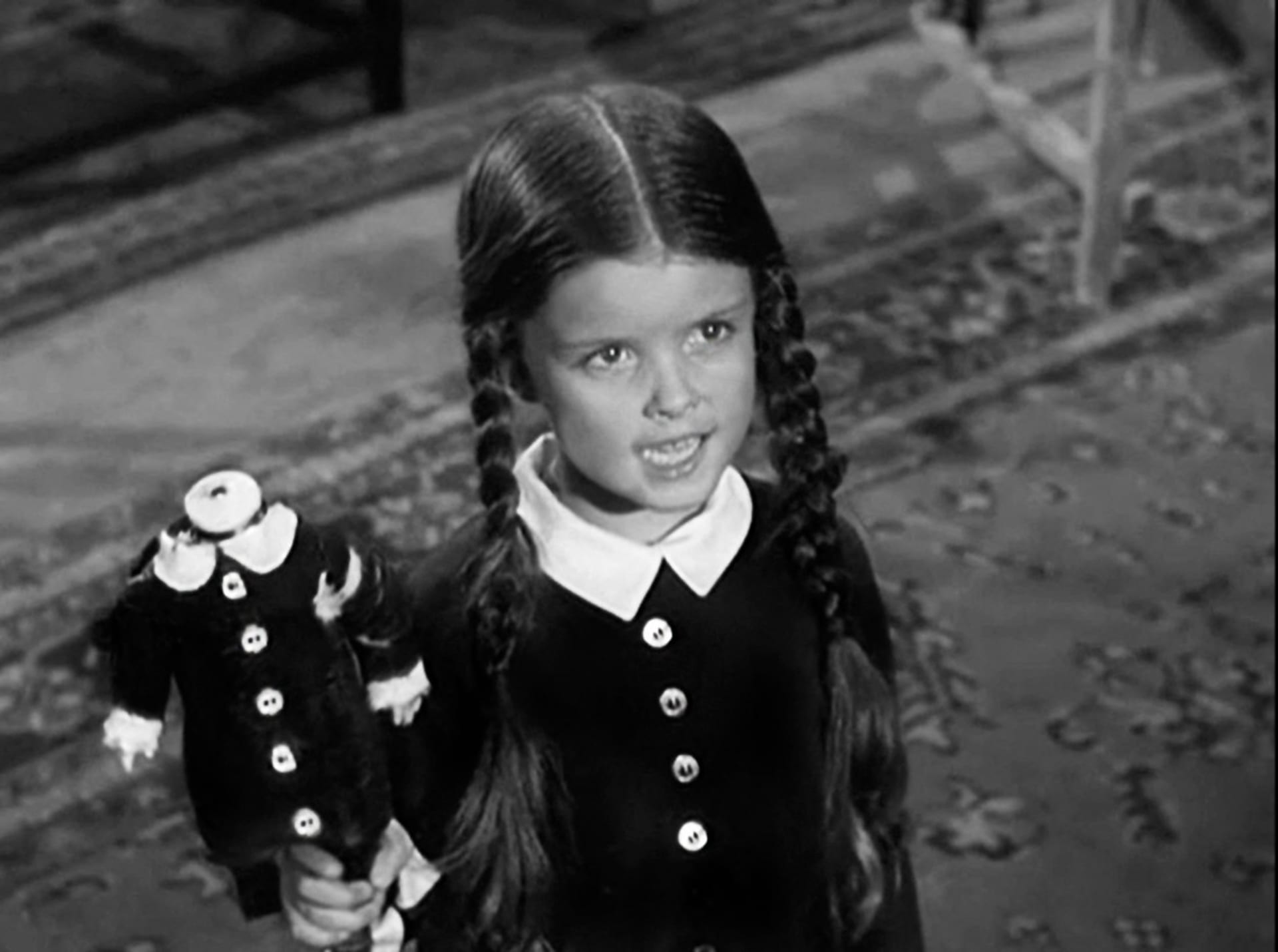 Lise Loring bylo 6 let, když roli přijala.