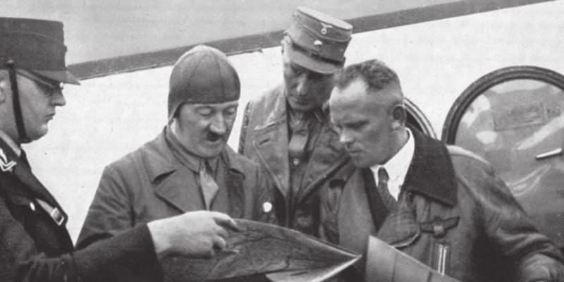 Hitler svěřil svůj život do rukou zkušeného pilota  Hanse Baura