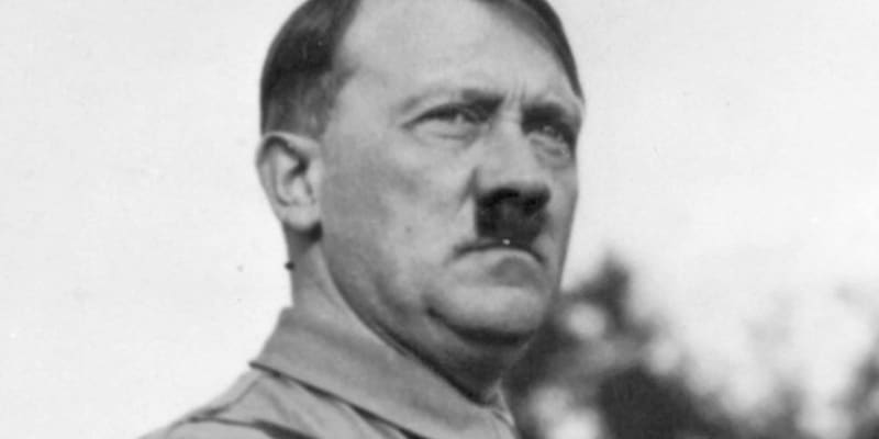 Adolf Hitler v roce 1933