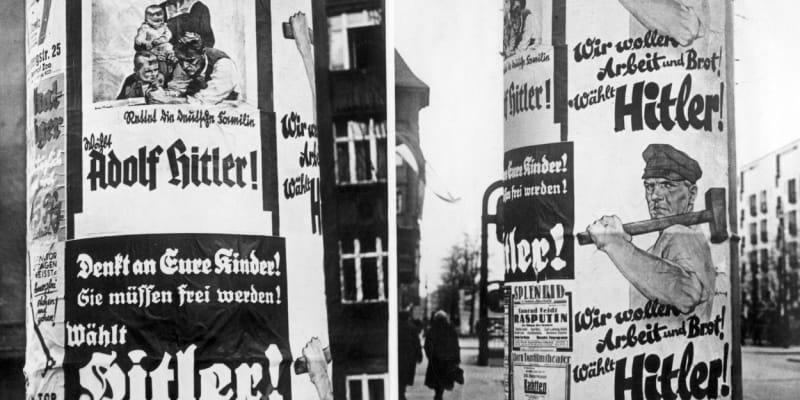 Nacisté v roce 1932 polepili Německo svými plakáty