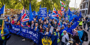 Tři roky od brexitu: Odejít z EU byla chyba, myslí si stále více Britů