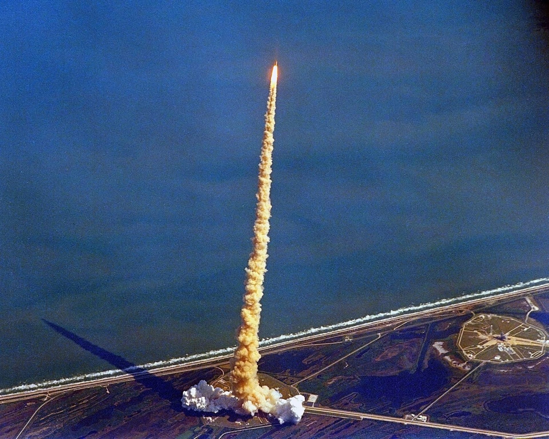 Start raketoplánu Columbia v roce 1992