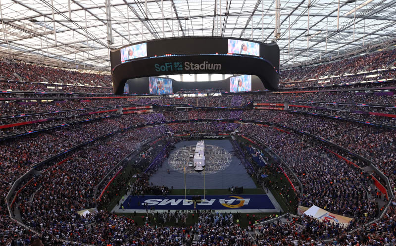 Procpat reklamu do vysílání Super Bowlu se čím dál tím nákladnější záležitostí.
