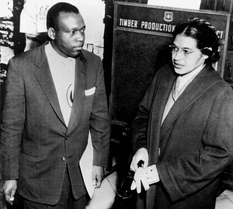Na první pohled nevinné zatčení Rosy Parks rozjelo v USA hnutí za práva afroameričanů