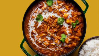 Jíme zdravě: Čočková tikka masala s rýží   