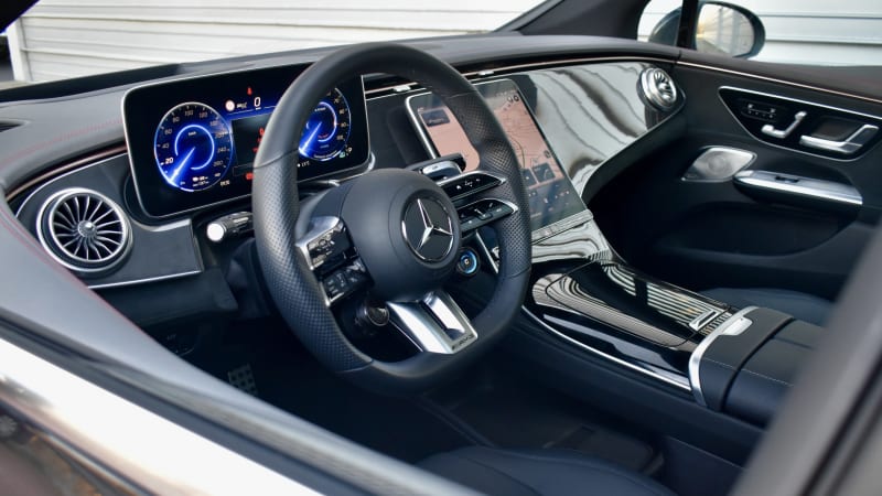 Mercedes-AMG EQE 43