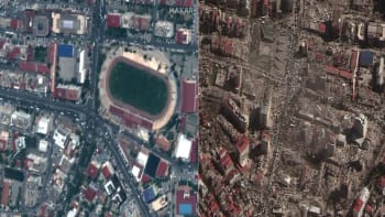 OBRAZEM: Zkáza tureckých měst po zemětřesení. Zmizely celé bloky, ukazují satelitní snímky