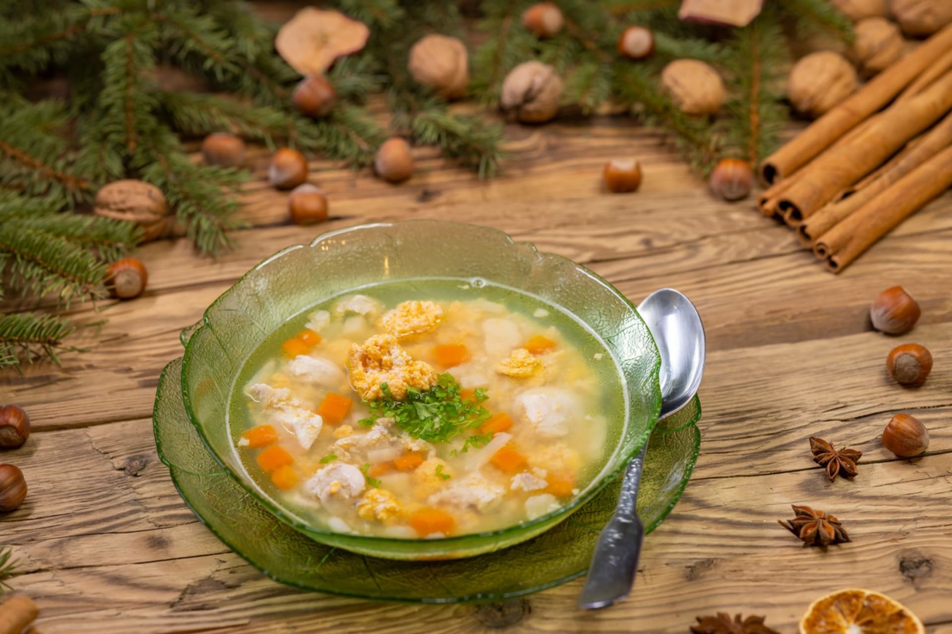 Mezi nejhoršími pokrmy na světě se umístila i česká rybí polévka, kterou většina domácností servíruje na Vánoce.