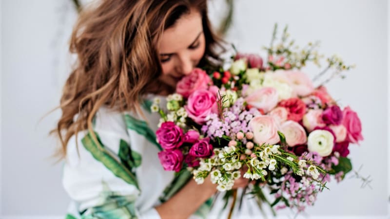 Darujte květiny podle horoskopu: Berani milují tulipány, Blíženci růže, Střelci hyacinty