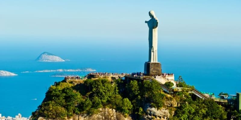 Socha Ježíše Krista Spasitele nad Rio de Janeirem