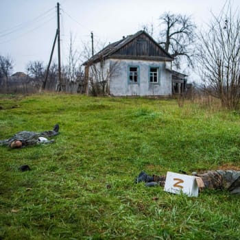 Těla mrtvých ruských vojáků v Doněcké oblasti