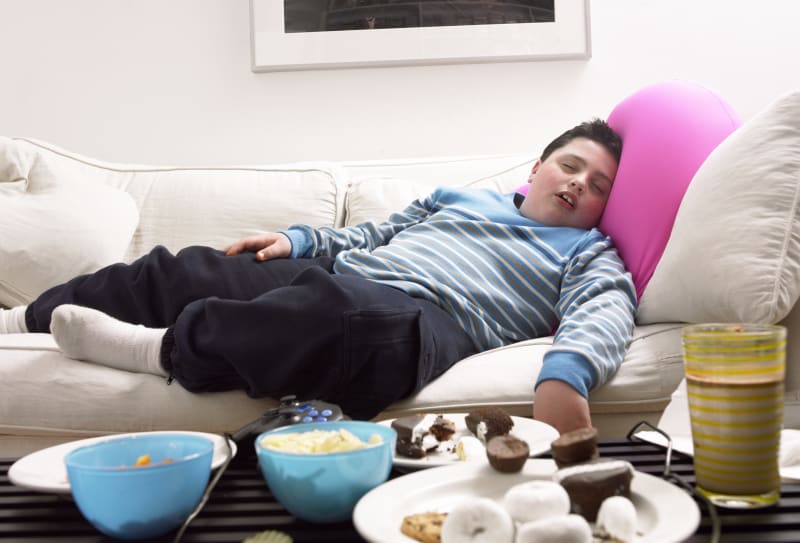 Dětí s nadváhou či obezitou v tuzemsku stále přibývá. (Ilustrační snímek)