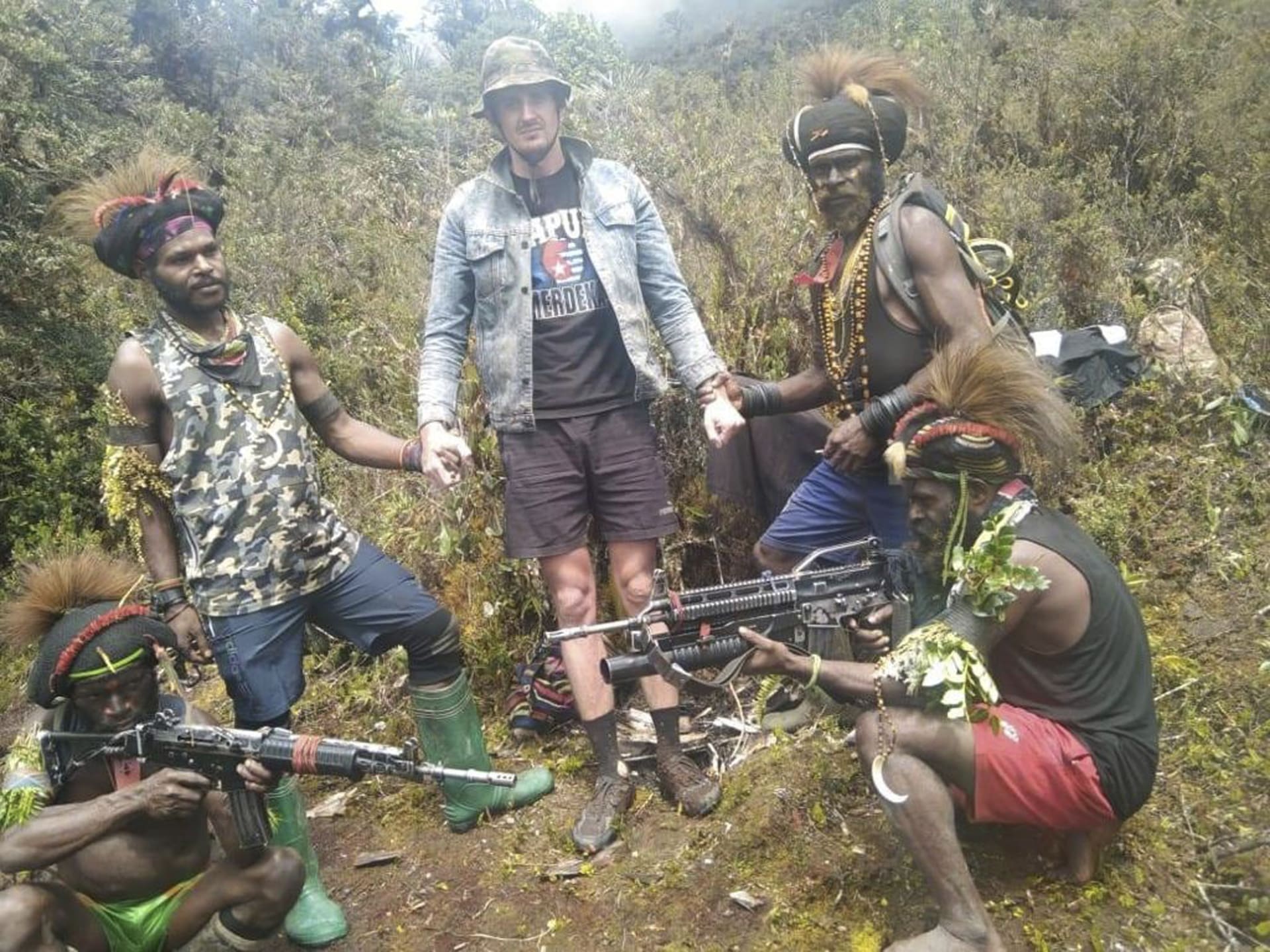 Separatisté ze Západní Papuy drží jako rukojmí pilota z Nového Zélandu.