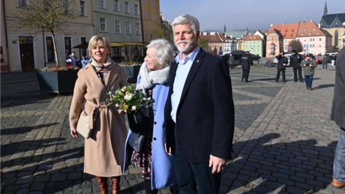 Nově zvolený prezident Petr Pavel s manželkou Evou navštívil Karlovarský kraj.
