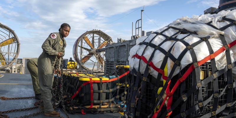 Americká armáda vyzvedává pozůstatky sestřeleného čínského balonu