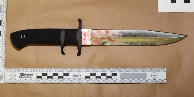 Jeden z nožů, kterým Marek P. vraždil v Kostelci na Hané.