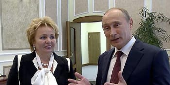Putinově exmanželce teče do bot. Ve strachu z EU se snaží zbavit luxusních bytů ve Španělsku