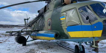 Potřebujeme „Apače“, říká ukrajinský pilot pro CNN. Popsal zoufalé útoky s vrtulníky z dob SSSR