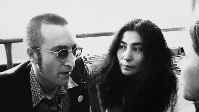 Co jste nevěděli o Yoko Ono: Zažila druhou světovou válku, manžel jí unesl dceru