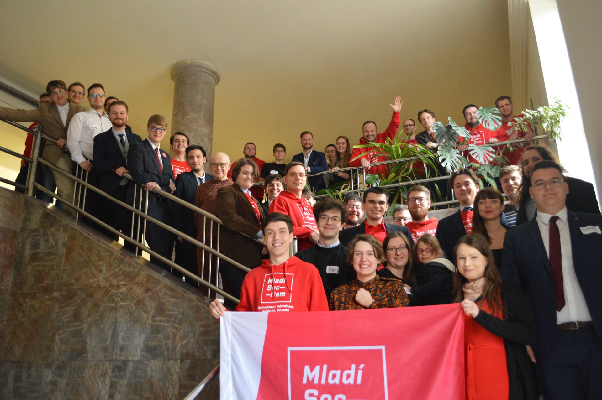 Předseda ČSSD Michal Šmarda na sjezdu Mladých sociálních demokratů vyzval ke sjednocení levice