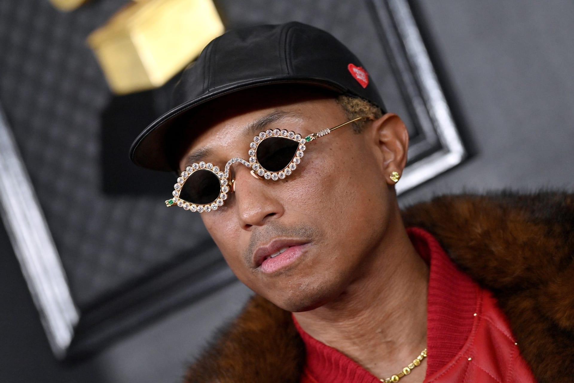 Rapper Pharrell Williams se stal novým kreativním bossem pánské řady Louis Vuitton.