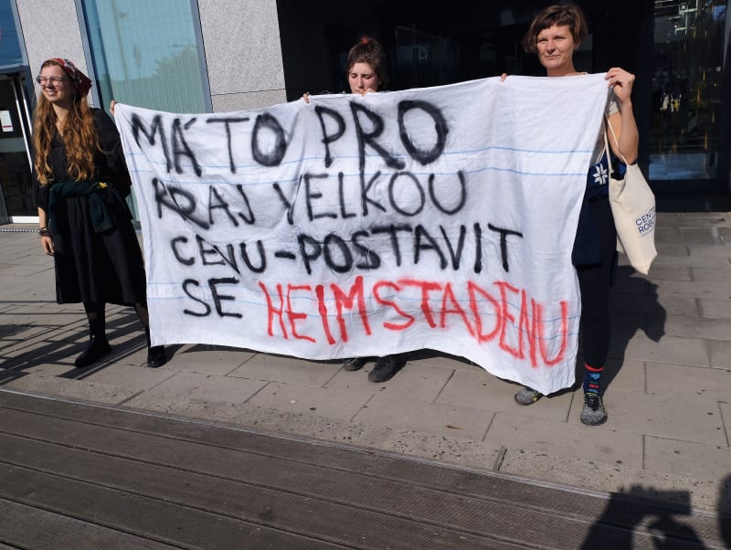 Z loňských protestů proti Heimstadenu v Ostravě.
