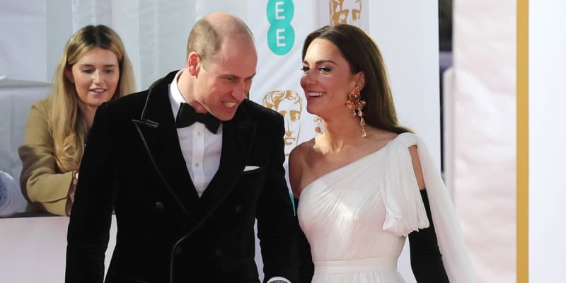 Královský pár opět zazářil. Princezna Catherine se spolu se svým manželem Williamem zúčastnila slavnostního udílení cen Britské filmové akademie.