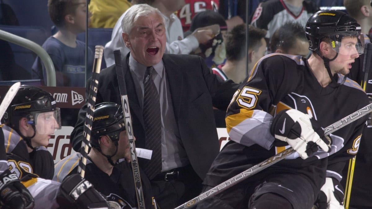 Ivan Hlinka na střídačce Pittsburgh Penguins