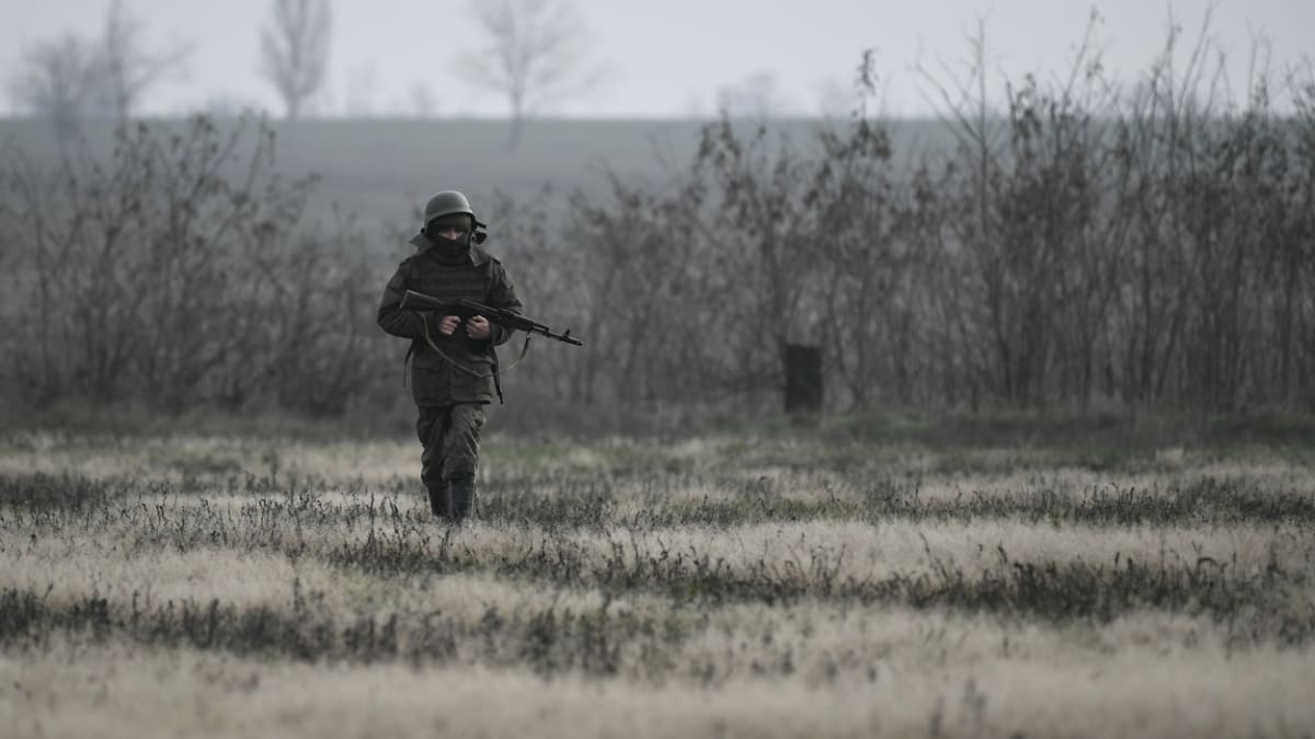 Ruský voják na cvičení v oblasti Záporoží (ilustrační foto)