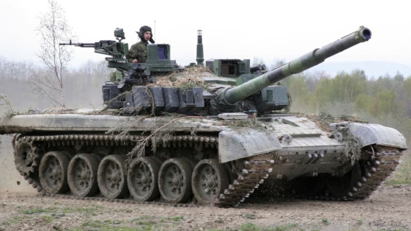 Kolik tanků jsme poslali na Ukrajinu a kolik nám jich zbylo? Globální žebříček odhaluje i stav v Rusku