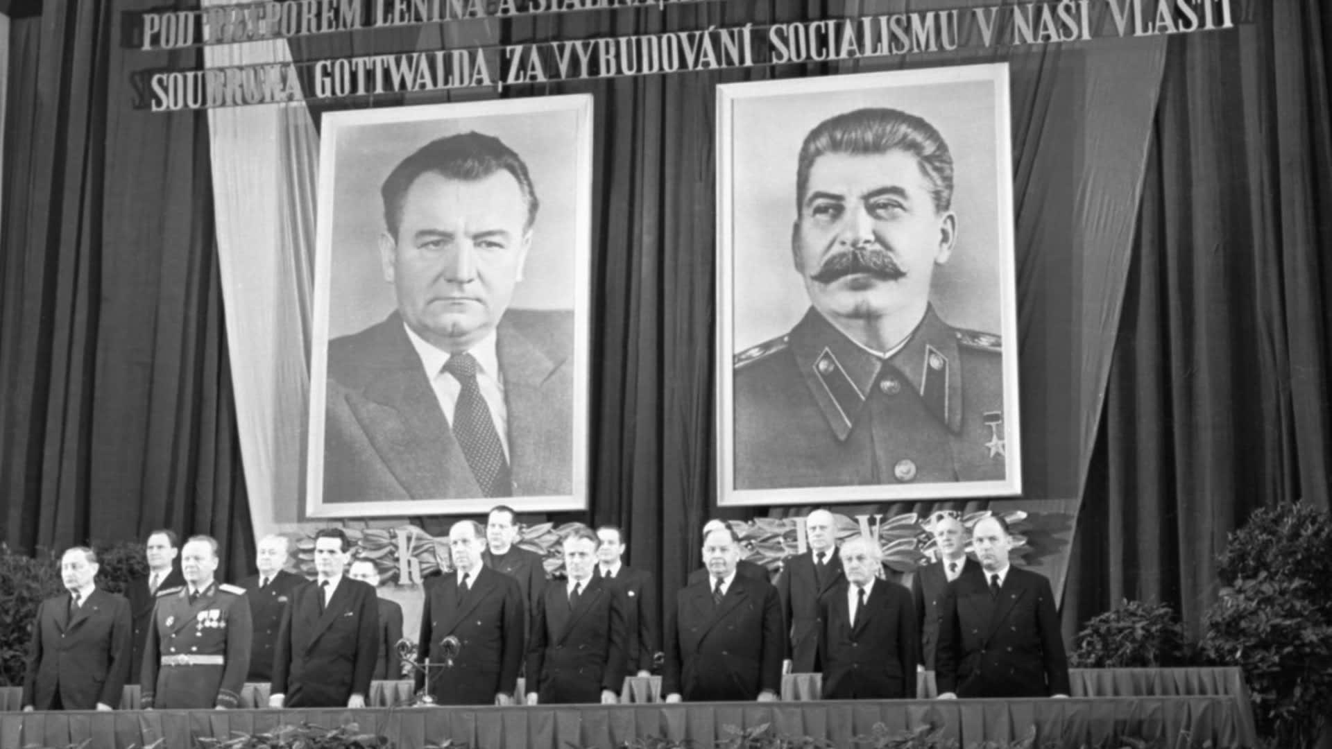 Smuteční shromáždění u příležitosti úmrtí Klementa Gottwalda a J. V. Stalina