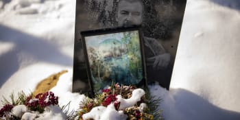 Ukrajinské hřbitovy „duchů“ OBRAZEM: Během války přišli o život, nyní ztrácí tváře