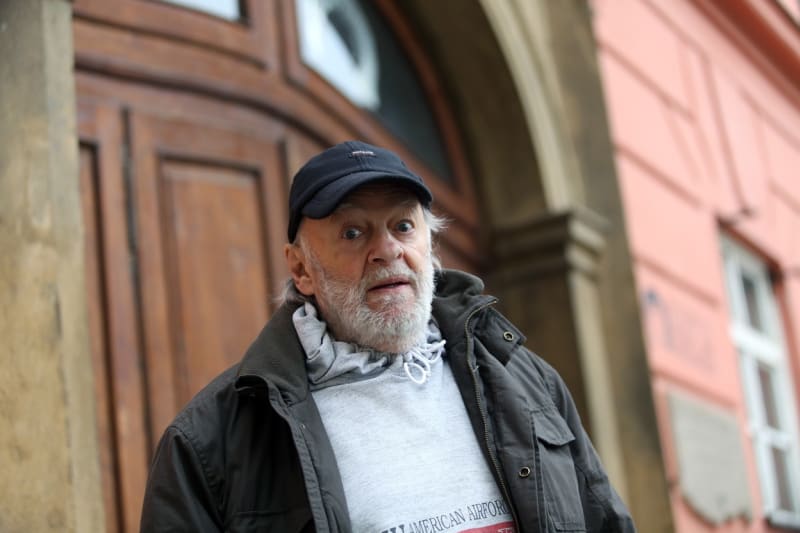 Herec Jiří Pecha poslední roky bojoval s rakovinou, svůj osud ale nesl velmi statečně. 