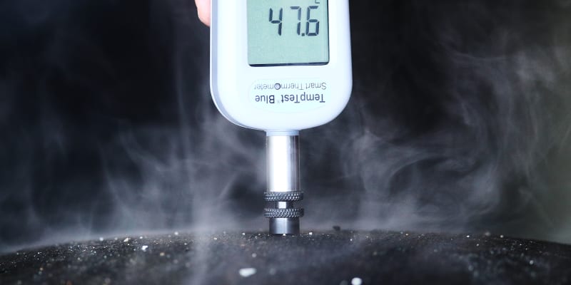 Měření teploty pneumatiky ve formuli 1