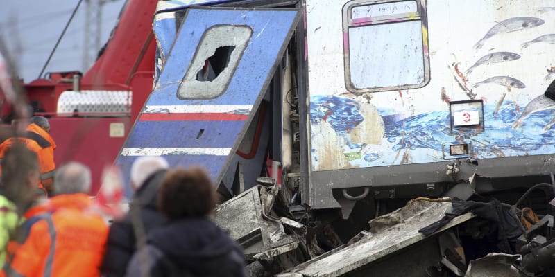 Srážka obou vlaků byla tragická. Vyžádala si 57 mrtvých a desítky zraněných.