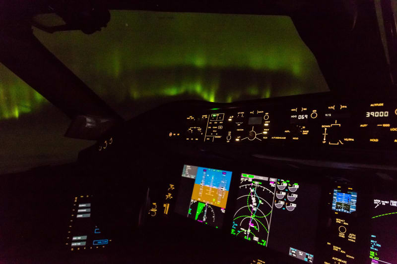 Záběry polární záře z letadla v roce 2017