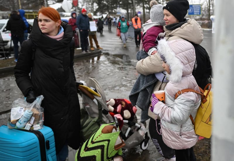 Ukrajinští uprchlíci našli útočiště mimo jiné i v sousedním Rumunsku. (Foto z března 2022)