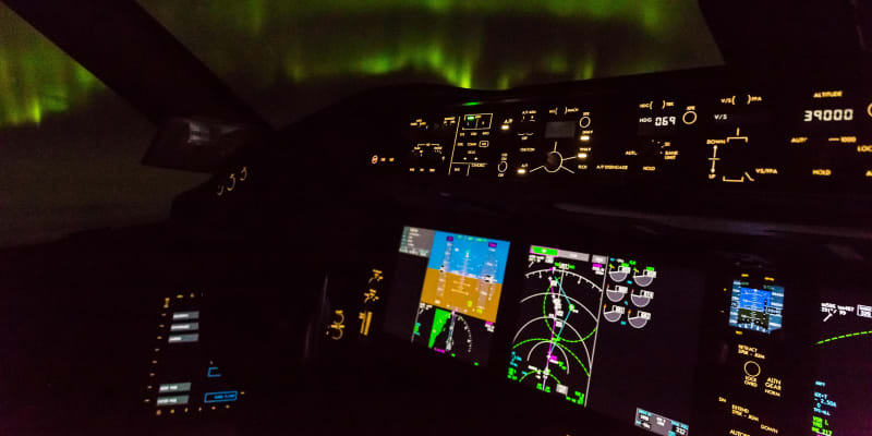 Záběry polární záře z letadla v roce 2017