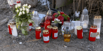 Smutné detaily nehody na Semilsku: Mrtvý spolujezdec byl čerstvý tatínek, auto prorazilo zeď