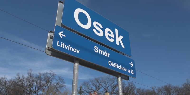 Tepličtí kriminalisté pátrají po agresorovi, který ve středu večer na vlakovém nádraží v Oseku pobodal 49letého muže. 